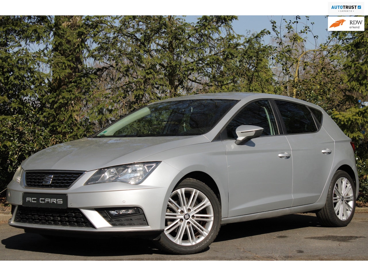 SEAT Leon - 1.4 TSI Xcellence Facelift - KeyGo/Sfeer/Carplay! - AutoWereld.nl