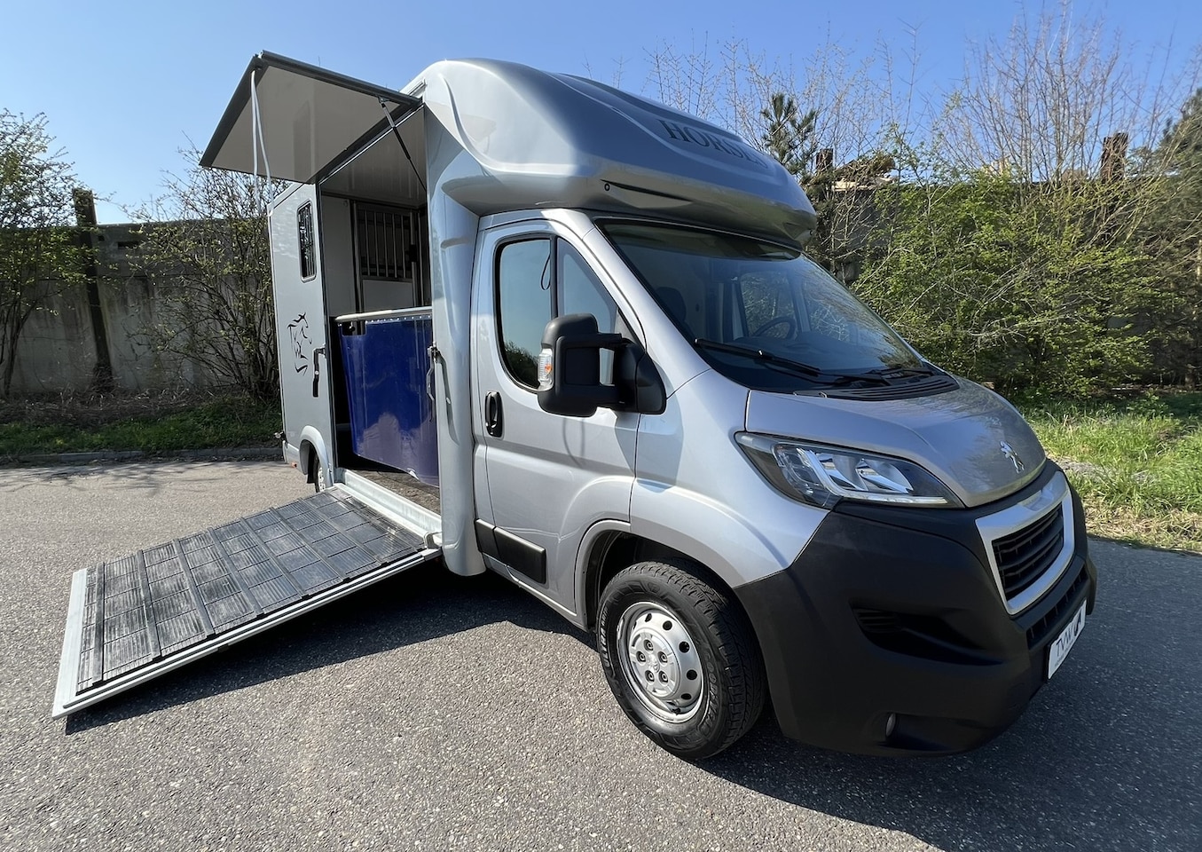 Peugeot Boxer - Paardenwagen / Horsetruck / Veewagen - AutoWereld.nl