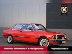 BMW 3-serie - E21 316 /Automaat /1981/Hennarood /15"/Belastingvrij
