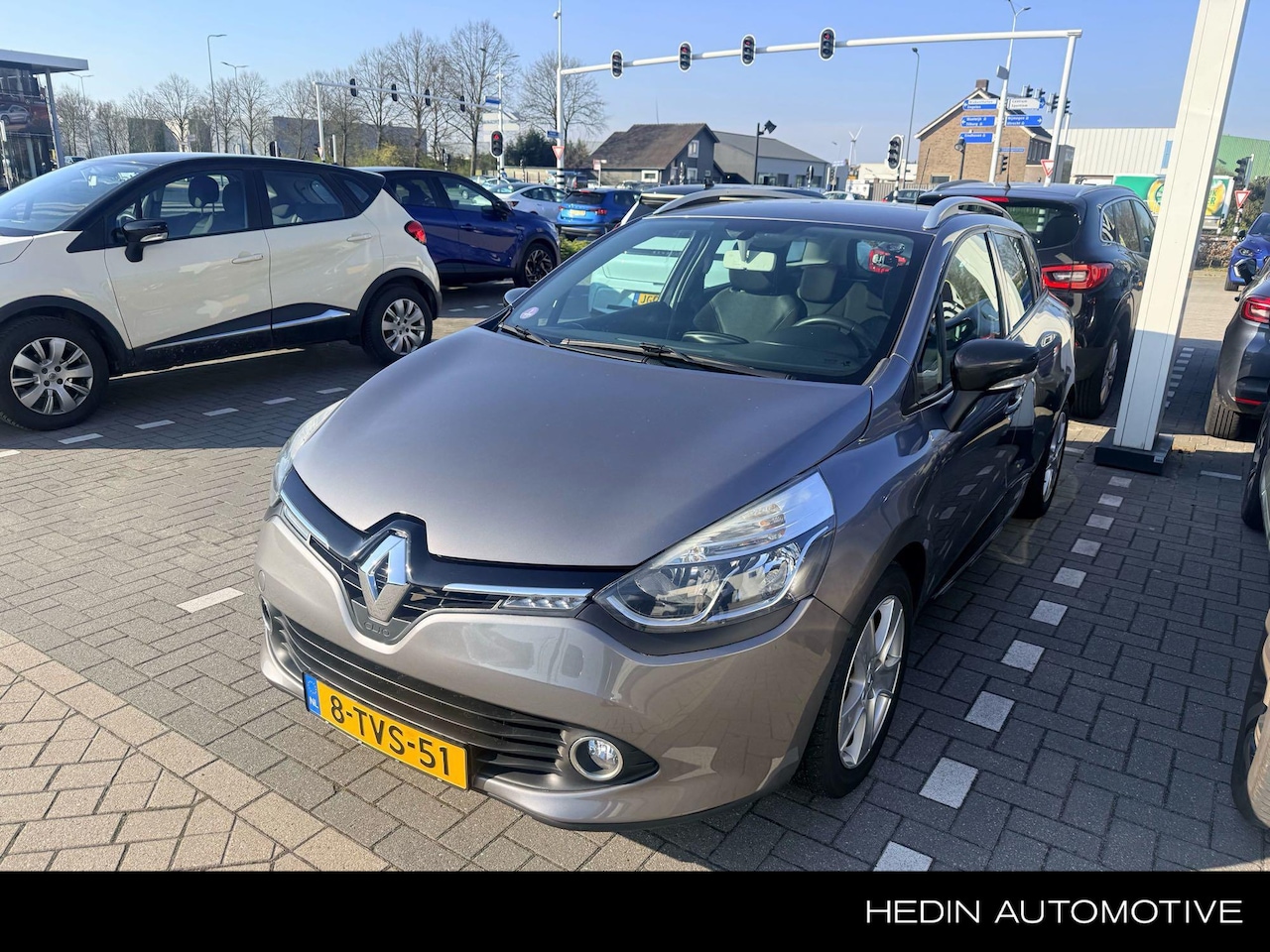 Renault Clio Estate - TCe 120 Expression | Automaat | Trekhaak - AutoWereld.nl