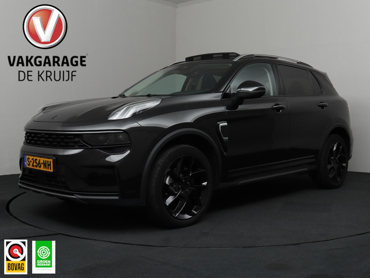 Lynk & Co 01 - 1.5 PHEV Black Edition | ACC | Pano | 360° Camera! - AutoWereld.nl