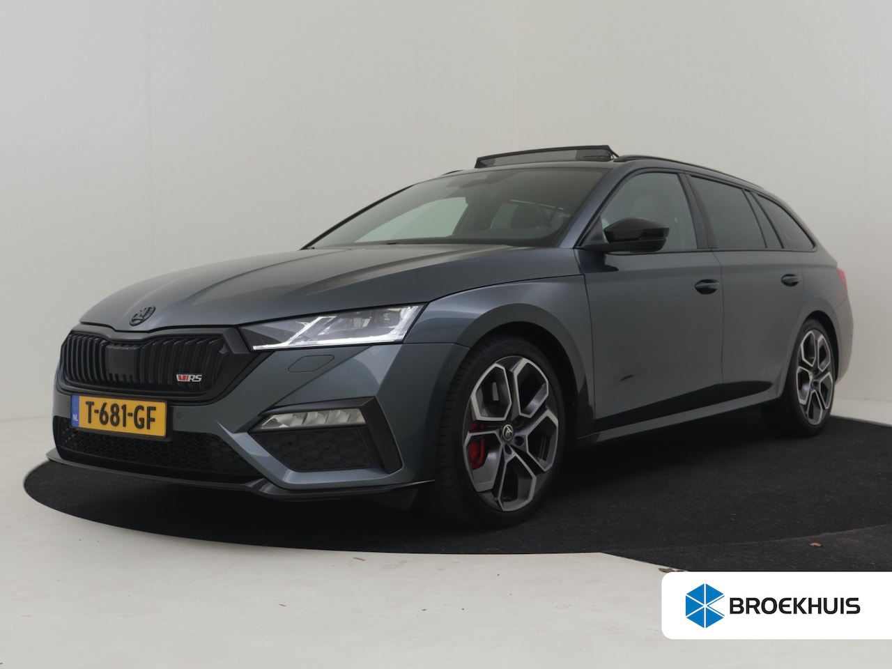 Skoda Octavia Combi - 2.0 TSI iV RS 245pk DSG/AUTO | Adaptive cruise control | Elektrisch verstelbare voorstoele - AutoWereld.nl