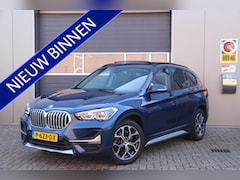 BMW X1 - xDrive25e Business Edition Plus, Stoelverwarming, Stuurverwarmd, Camera, Pano, Navi