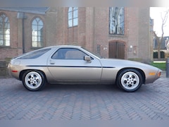 Porsche 928 - 4.5 handgeschakeld - schuifdak