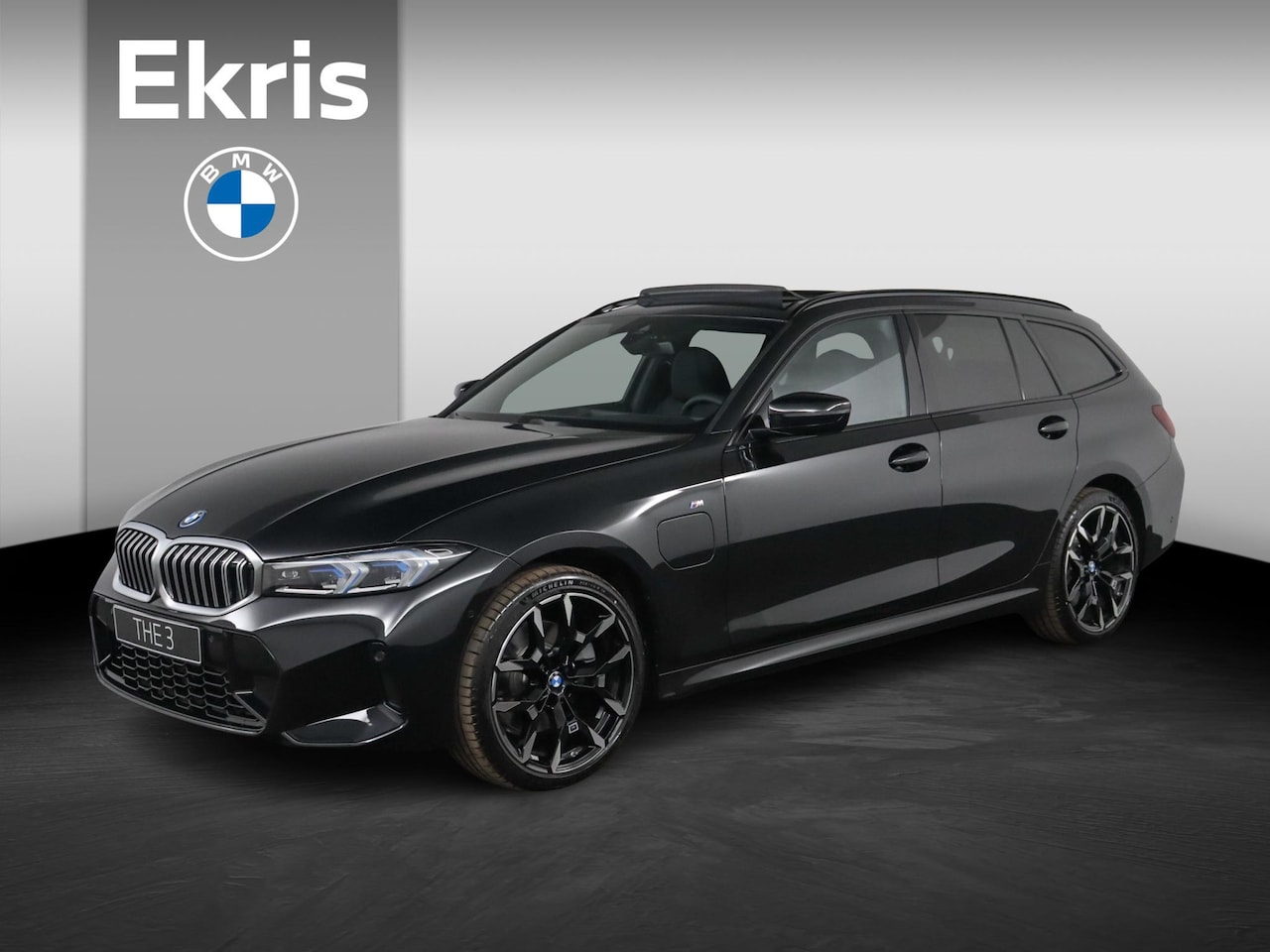 BMW 3-serie Touring - 330e Touring | M Sportpakket | Comfort Pack | Trekhaak | Panoramadak - AutoWereld.nl