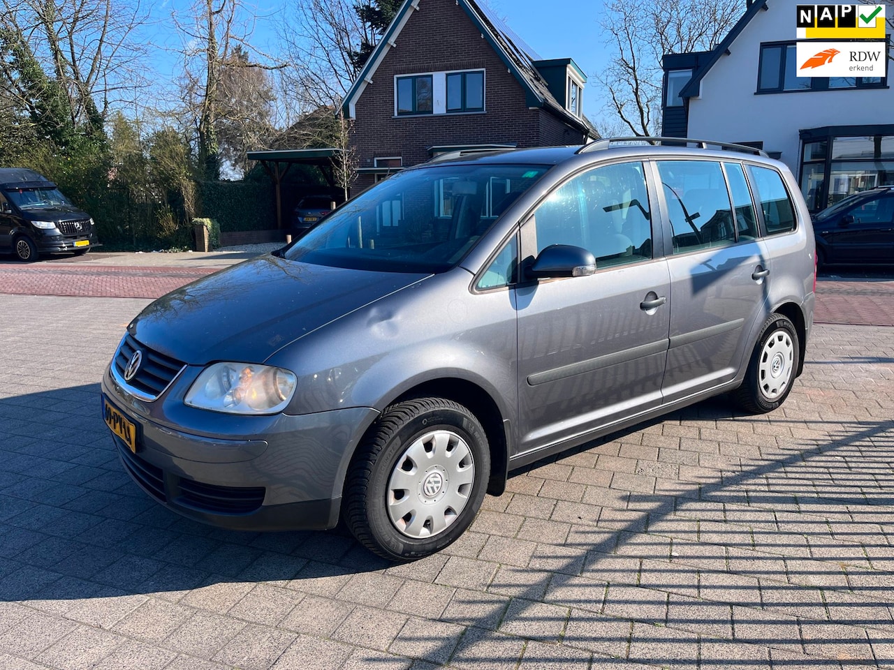 Volkswagen Touran - 1.6-16V Ketting vv apk airco cruise isofix trekh wat werk - AutoWereld.nl