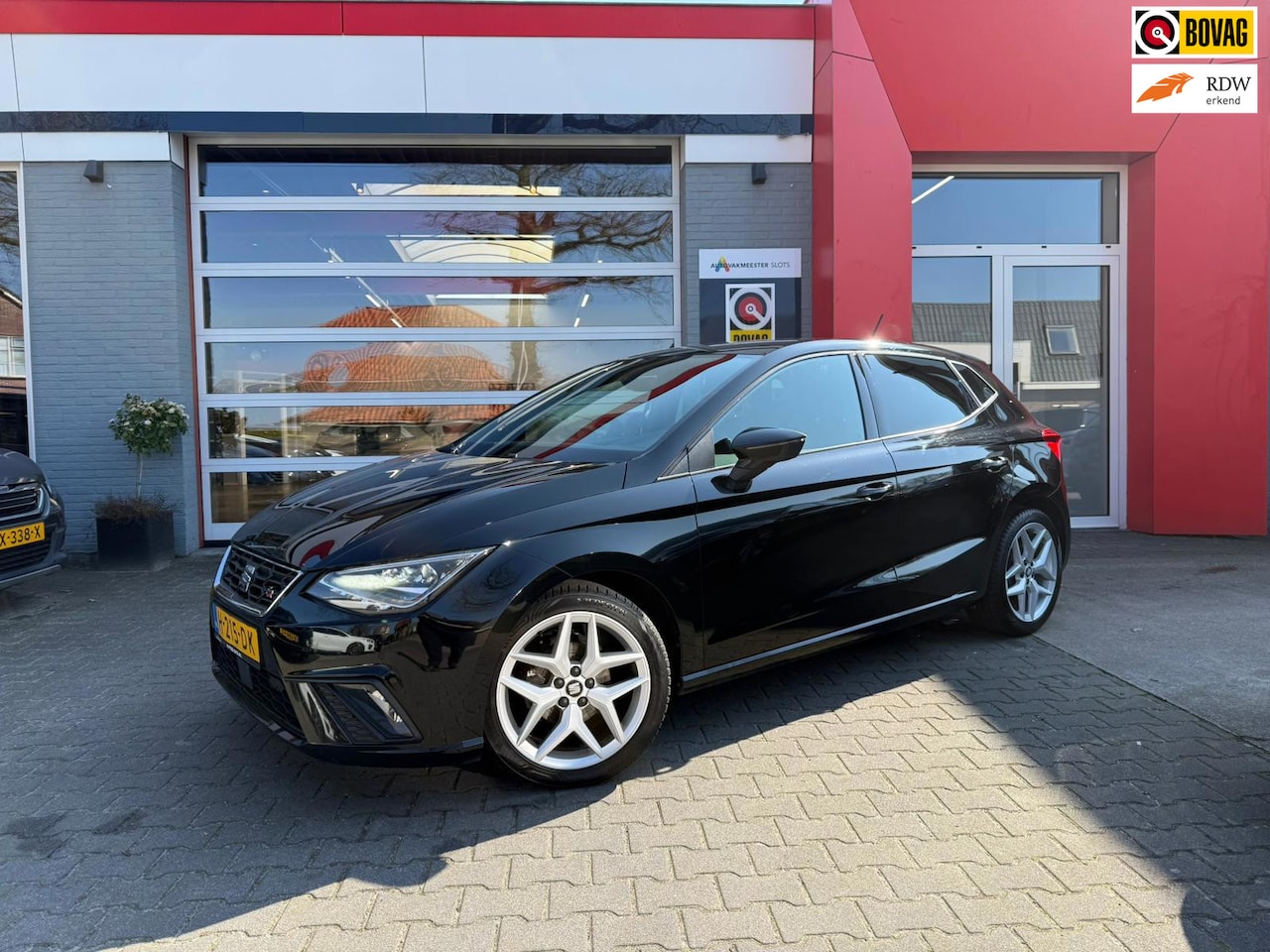 SEAT Ibiza - 1.0 TSI FR Business Intense 1.0 TSI FR Business Intense - AutoWereld.nl