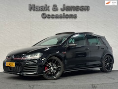 Volkswagen Golf - 2.0 TSI GTI - Panoramadak - ACC - Stoelverwarming