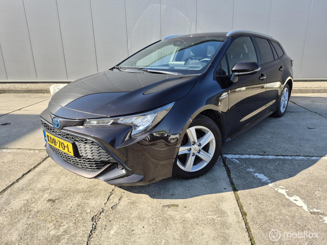 Toyota Corolla Touring Sports - 1.8 Hybrid Stoel/Stuur verw / Camera - AutoWereld.nl