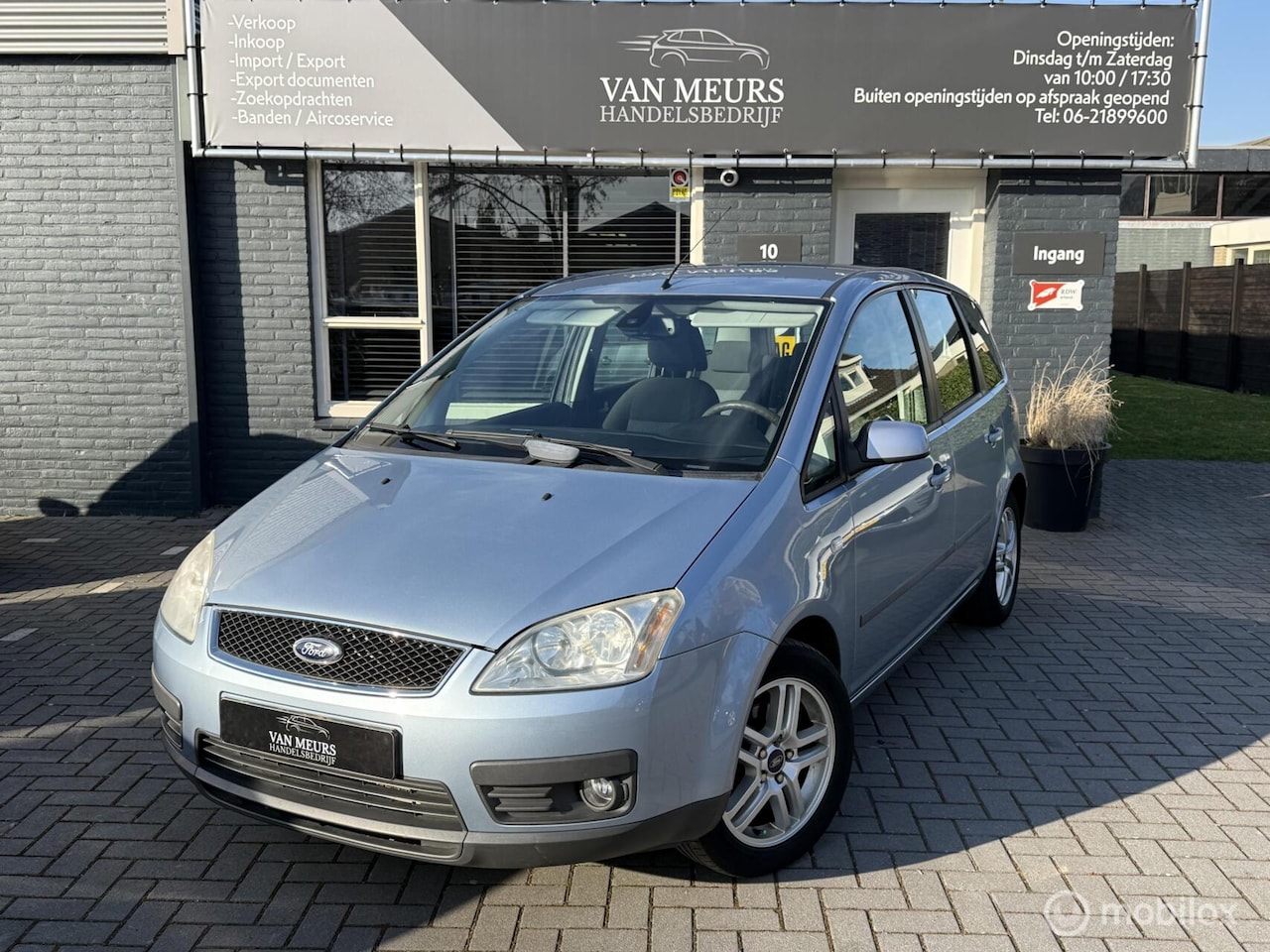 Ford Focus C-Max - 1.8-16V First Edition 1.8-16V First Edition, Airco, trekhaak, apk 10-2026 - AutoWereld.nl