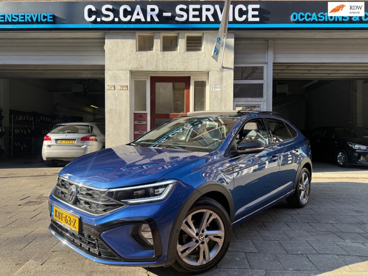 Volkswagen Taigo - 1.5 TSI DSG R-Line IQ| Pano | Keyless | Camera - AutoWereld.nl