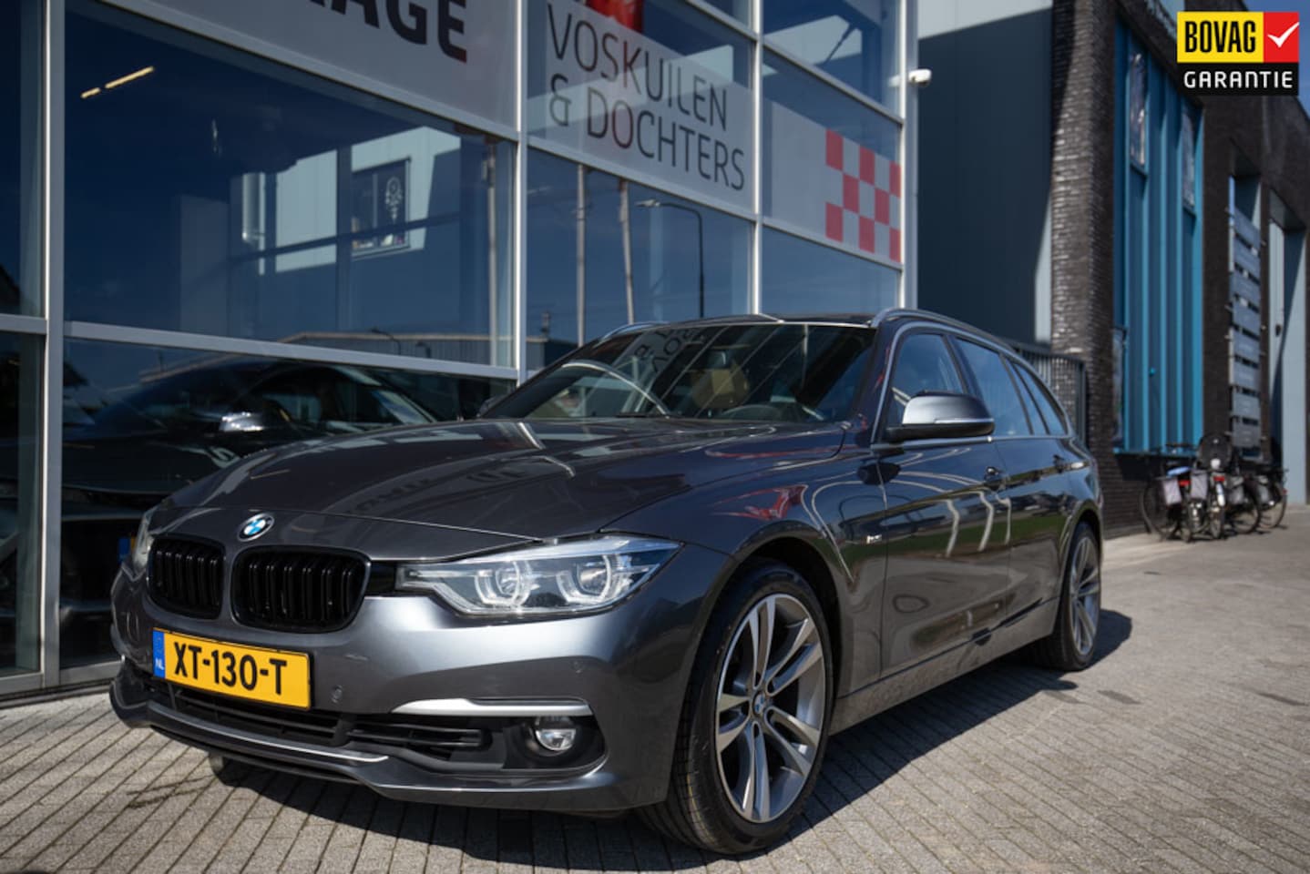 BMW 3-serie Touring - 320i Edition M Sport Shadow High Executive | Harman Kardon | Panoramadak - AutoWereld.nl