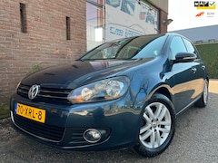 Volkswagen Golf - 1.2 TSI Highline BlueMotion|Trekhaak|Clima|Cruise|