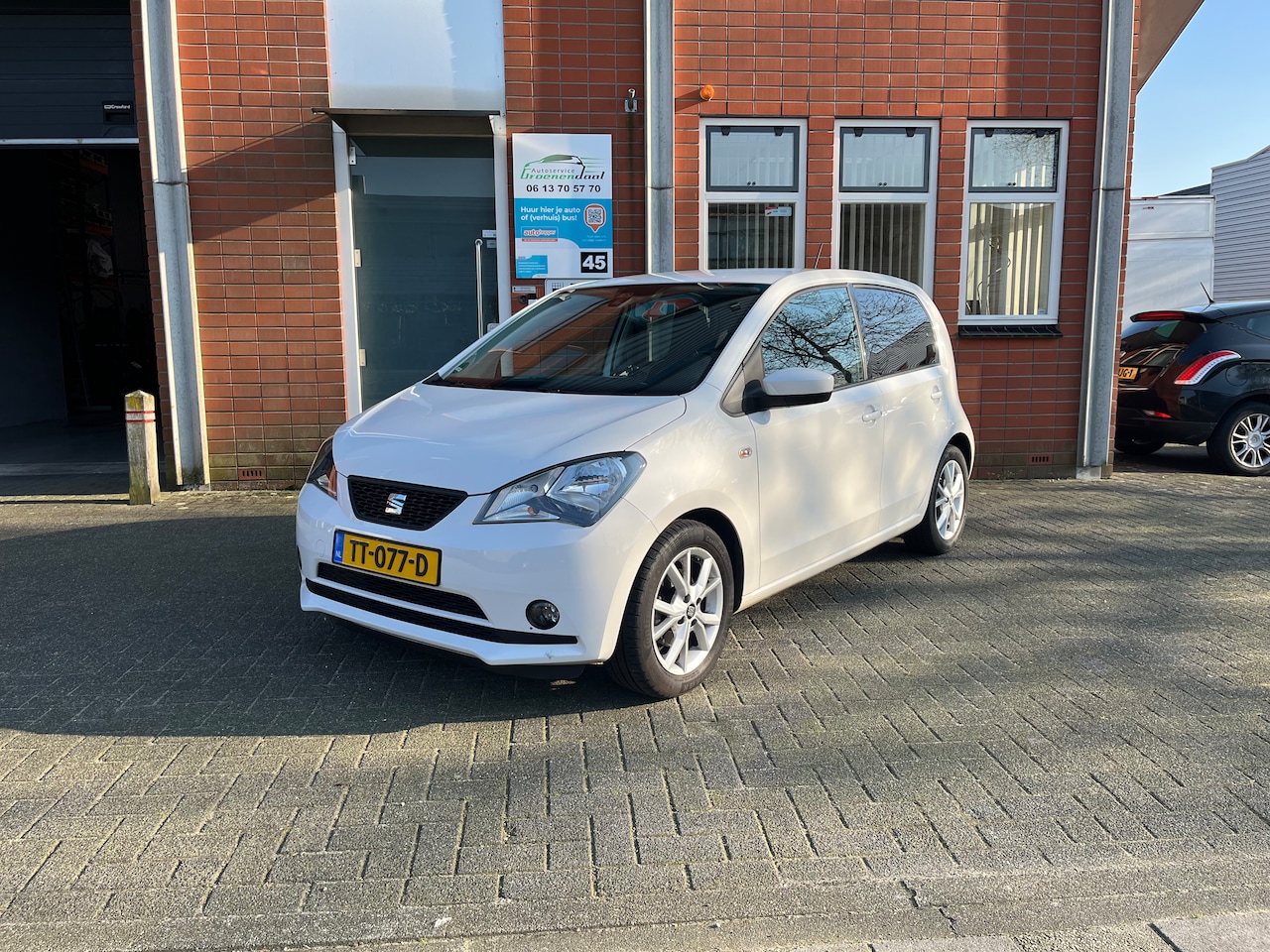 SEAT Mii - 1.0 Sport Intense SEAT Mii 1.0 Sport Intense - AutoWereld.nl