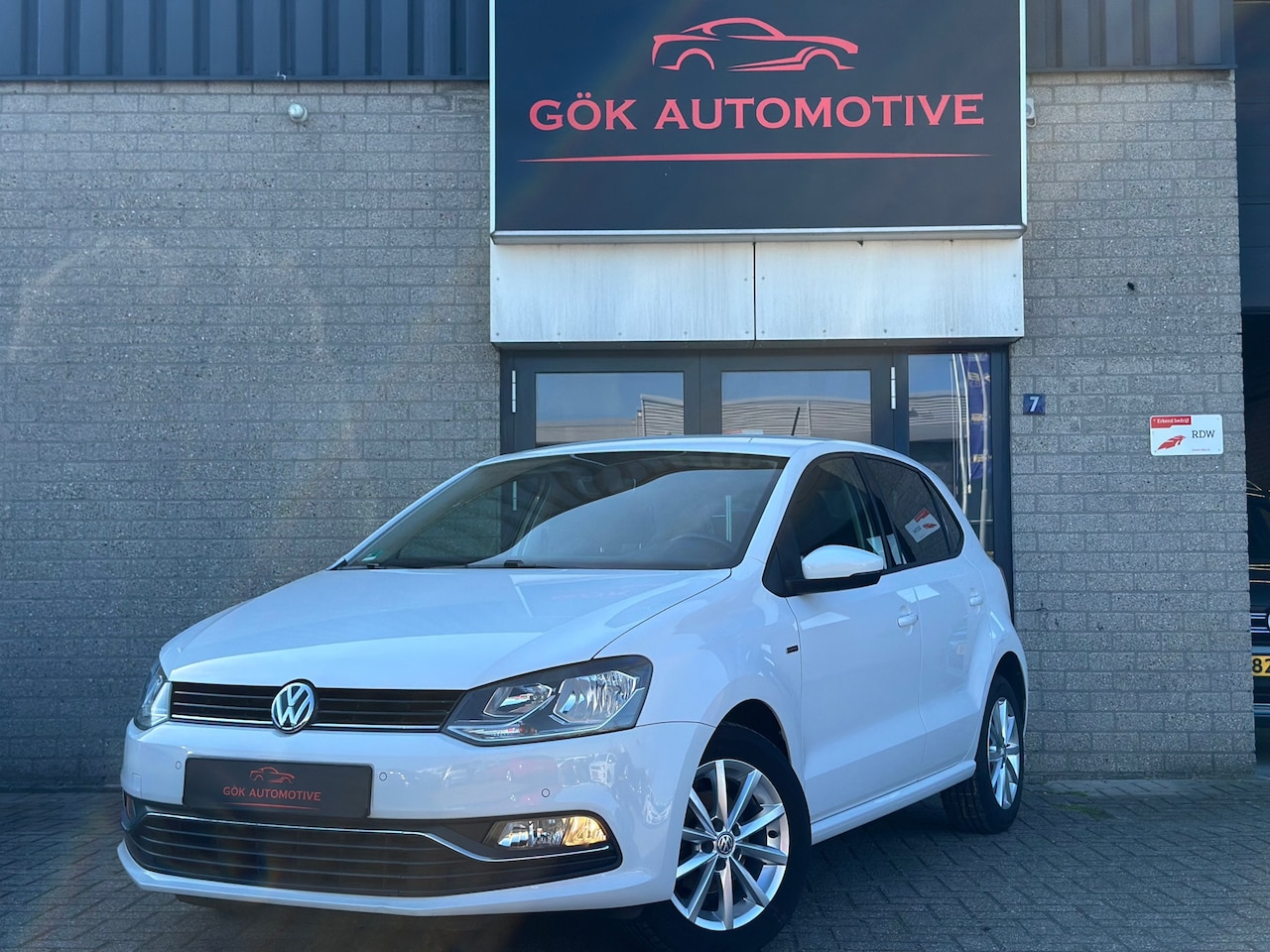 Volkswagen Polo - 1.2 TSI Highline / 1Ste Eigenaar / PDC / Navi / Led / Cruise Control / Clima - AutoWereld.nl