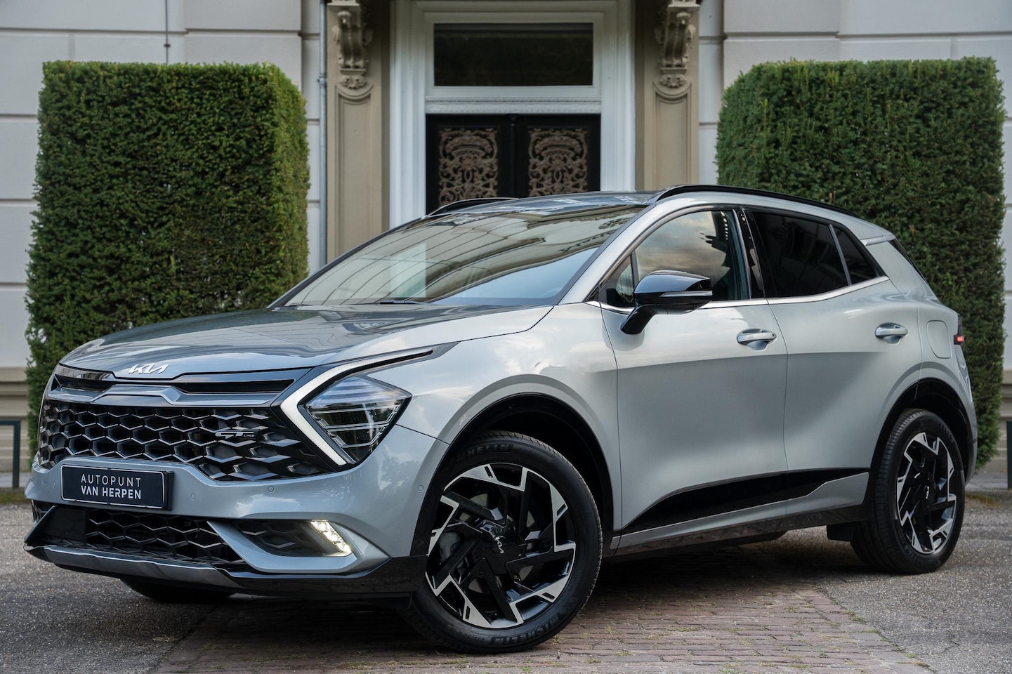 Kia Sportage - 1.6 T-GDi Plug-in Hybrid AWD GT-PlusLine TREKHAAK | H&K | CARPLAY | 360 CAM | LEDER | STOE - AutoWereld.nl