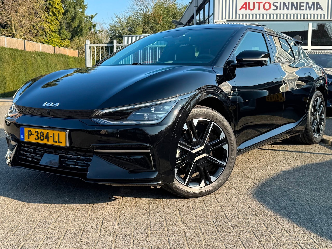 Kia EV6 - GT-Line 77.4 kWh | Trekhaak | Panoramadak | HUD | Stoelkoeling | Stuurverwarming | - AutoWereld.nl