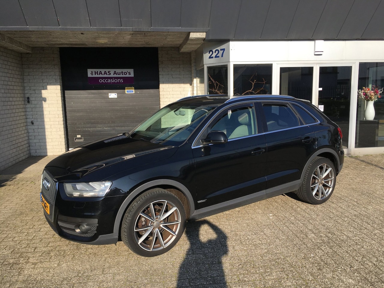 Audi Q3 - 2.0 TDI quattro Pro Line / ALU VELGEN / MOET GEREINIGD WORDEN - AutoWereld.nl