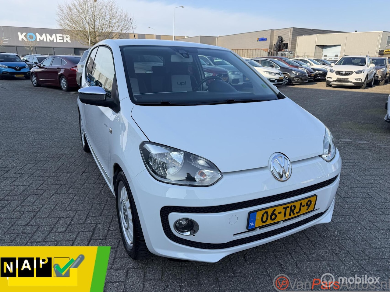 Volkswagen Up! - 1.0 high up! BlueMotion 1.0 high up! BlueMotion,Airco,Cruise controle - AutoWereld.nl