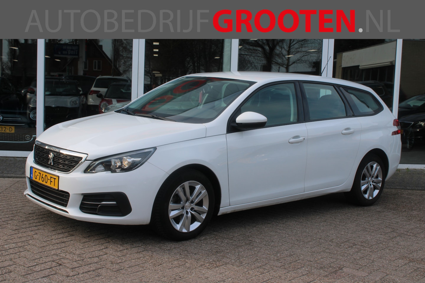 Peugeot 308 SW - 1.2 PureTech Active//Navi//Carplay//Trekhaak!! - AutoWereld.nl