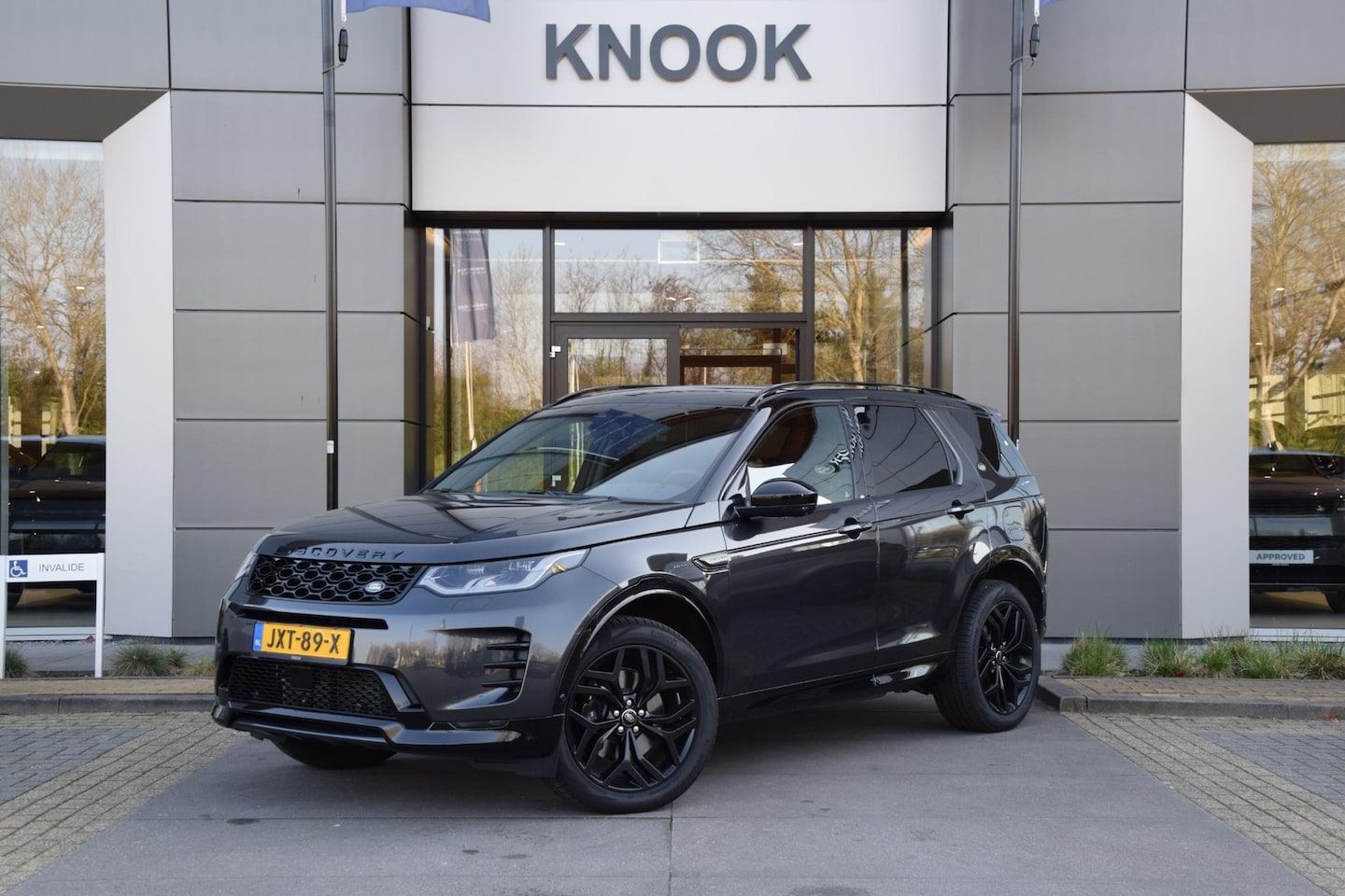 Land Rover Discovery Sport - P270e PHEV Dynamic SE - AutoWereld.nl
