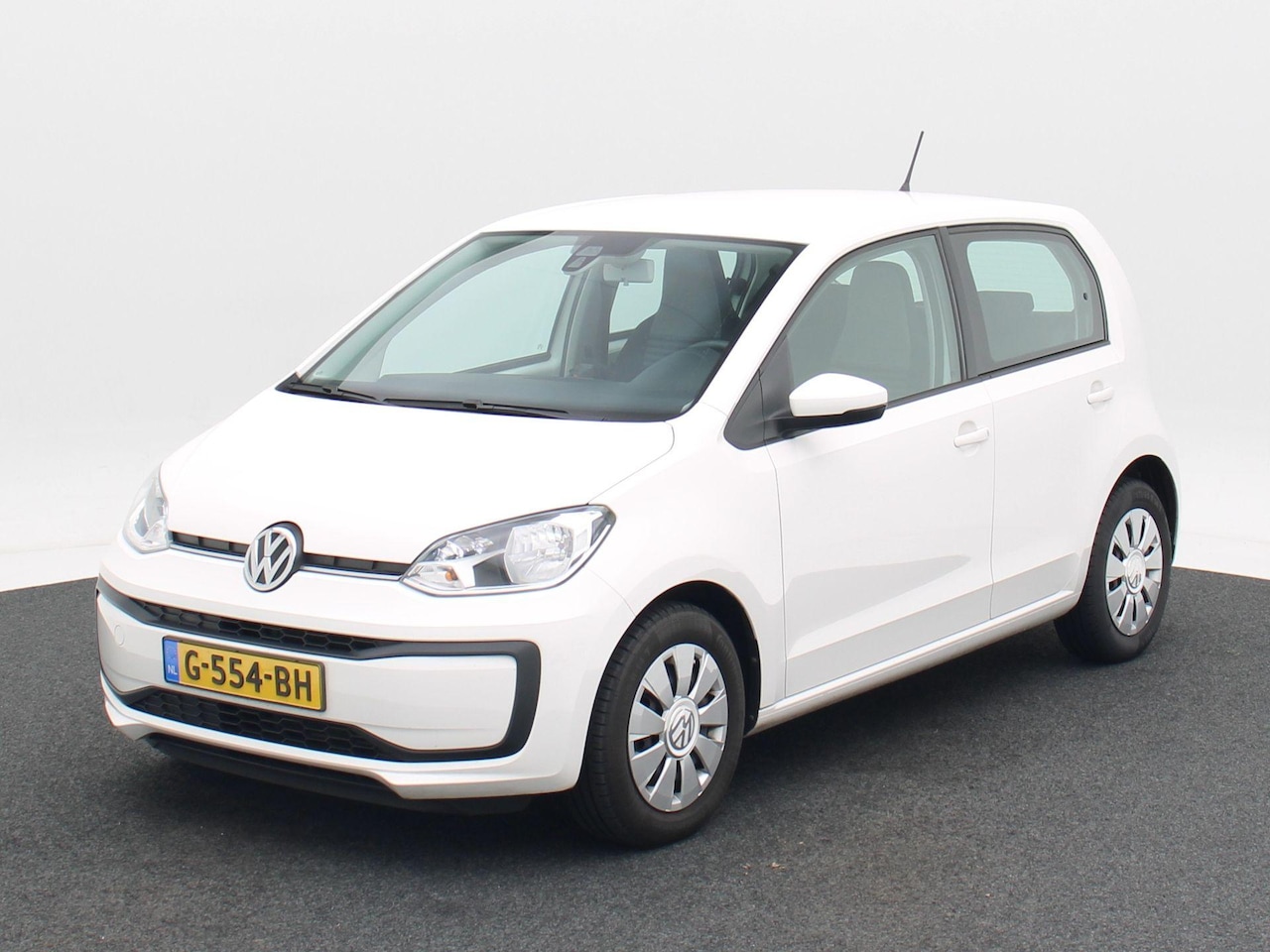 Volkswagen Up! - 1.0 BMT move up! | Led dagrijverlichting | Airco | Telefoonintegratie | Armsteun| Veilghei - AutoWereld.nl