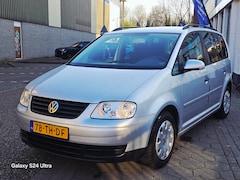 Volkswagen Touran - 1.6-16V FSI Optive I*1e eigenaar*nap*apk*airco*dealer onderhoud*rijd perfgect*inruil mog