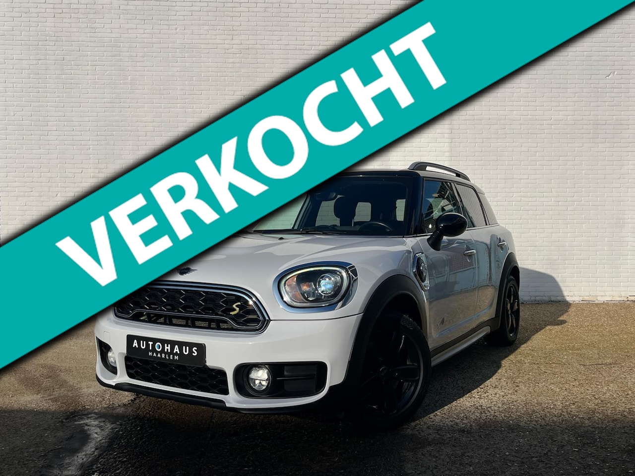 MINI Countryman - 1.5 Cooper SE ALL4 Chili - AutoWereld.nl