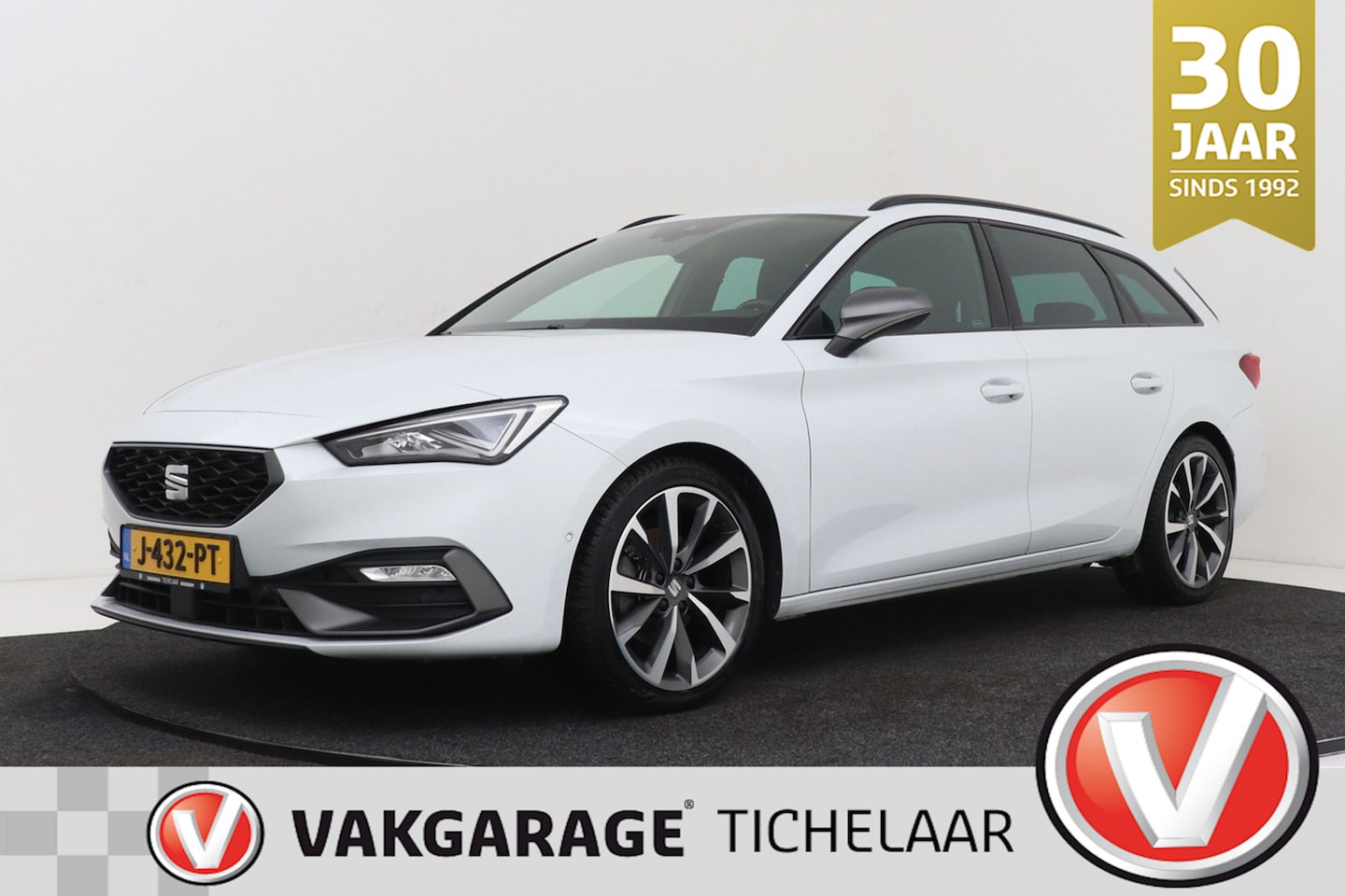 SEAT Leon Sportstourer - 1.5 TSI FR Launch Edition | Uitklap Trekhaak | Org NL | Digital Cockpit | CarPlay | Naviga - AutoWereld.nl