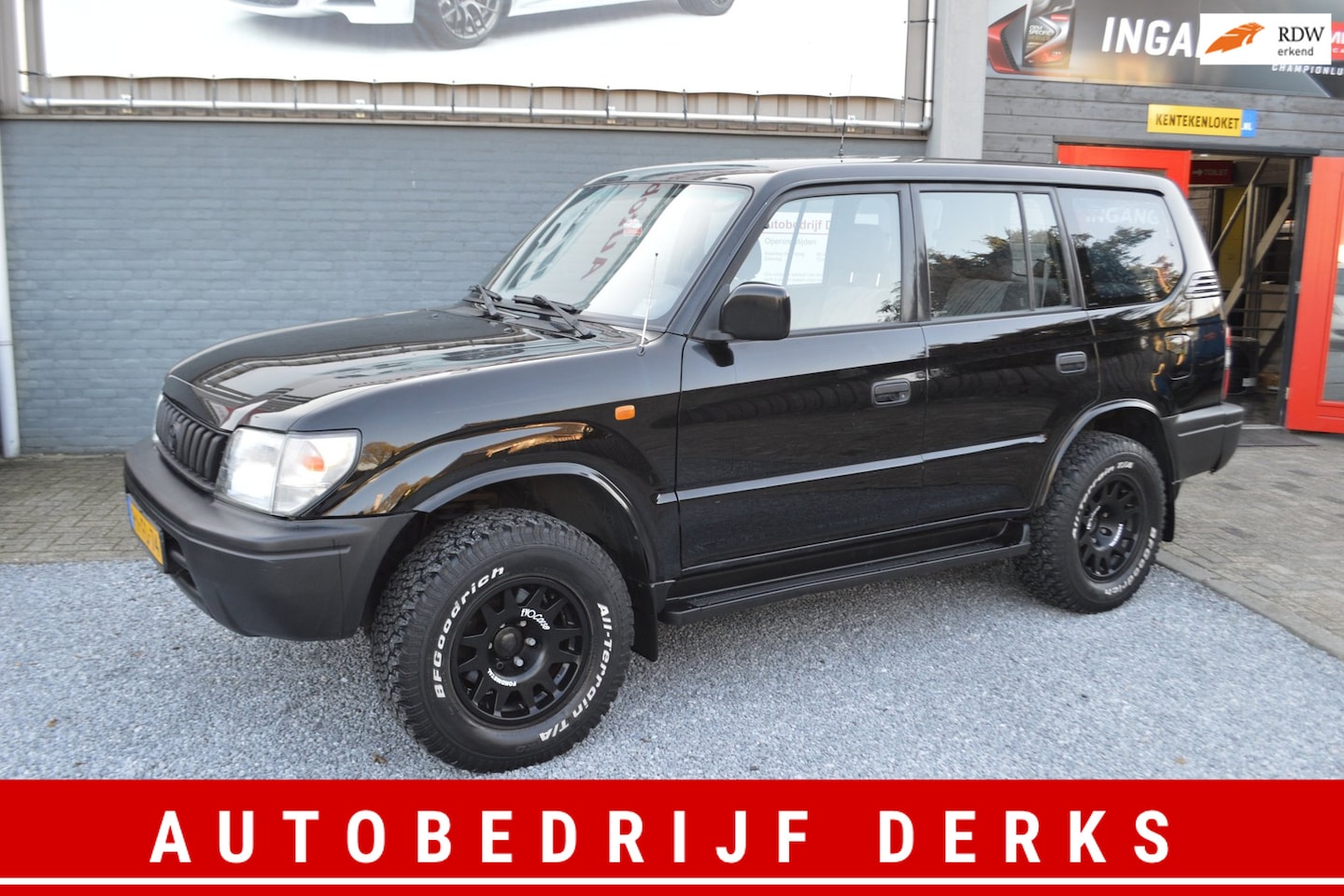 Toyota Land Cruiser 90 - 3.4i V6 4X4 Airco 7 Pers Trekhaak Youngtimer Apk - AutoWereld.nl