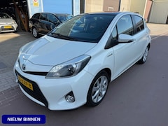 Toyota Yaris - 1.5 Full Hybrid Dynamic NAP - Nwe APK 03-2027 Meest luxe uitvoering met Panoramadak, Navig