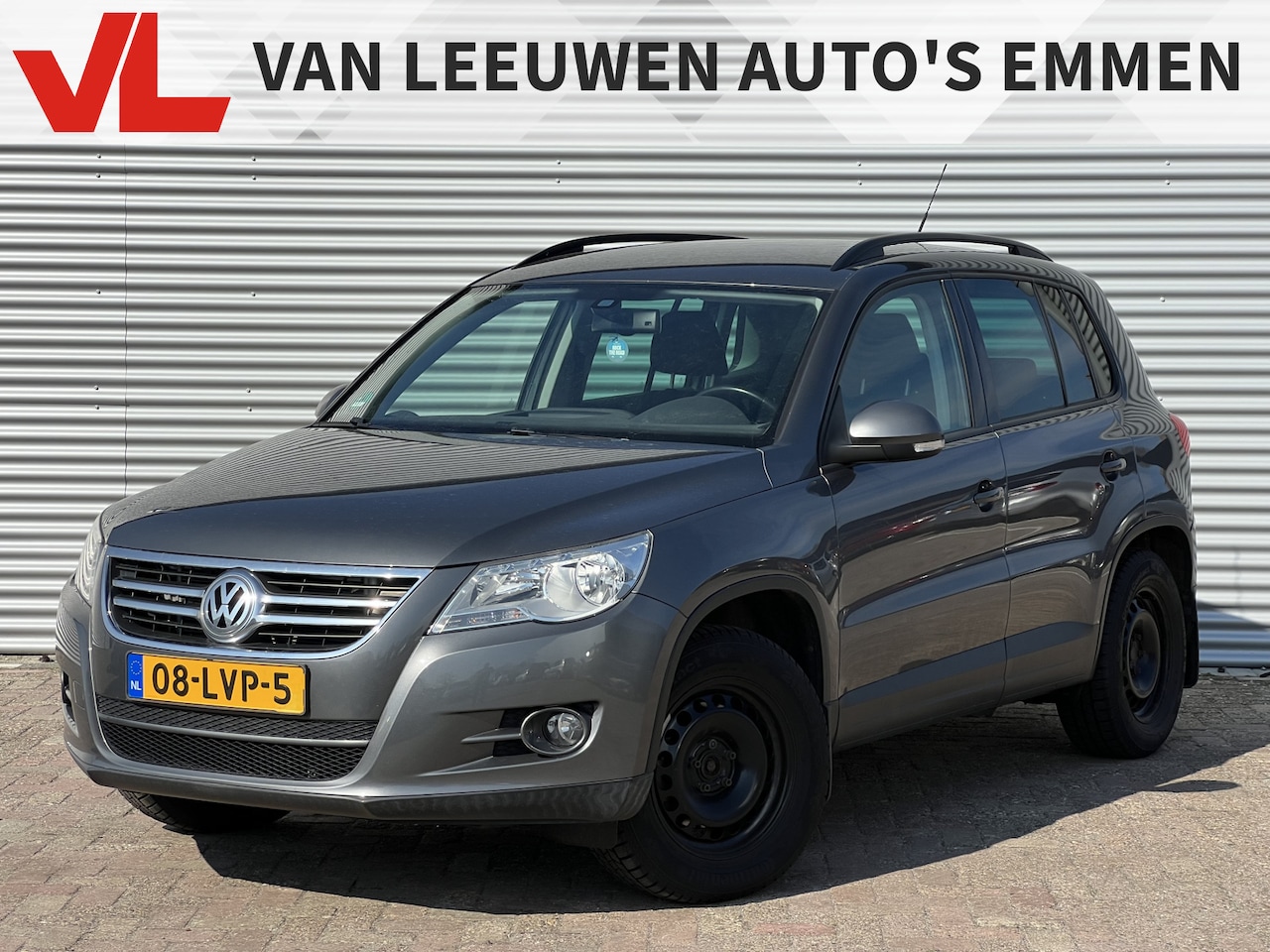 Volkswagen Tiguan - 1.4 TSI Comfort&Design | Nieuw Binnen! | Clima | Trekhaak | Cruise - AutoWereld.nl