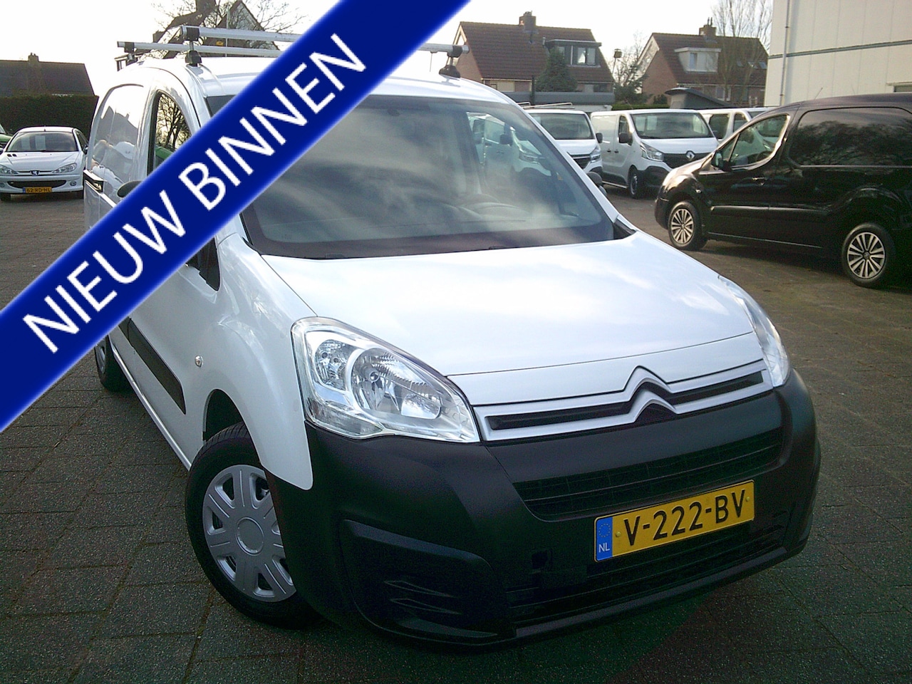 Citroën Berlingo - 1.6 BlueHDI 100 Club S&S VOORZIEN VAN AIRCO+CRUISE!! BTW VRIJ !! - AutoWereld.nl