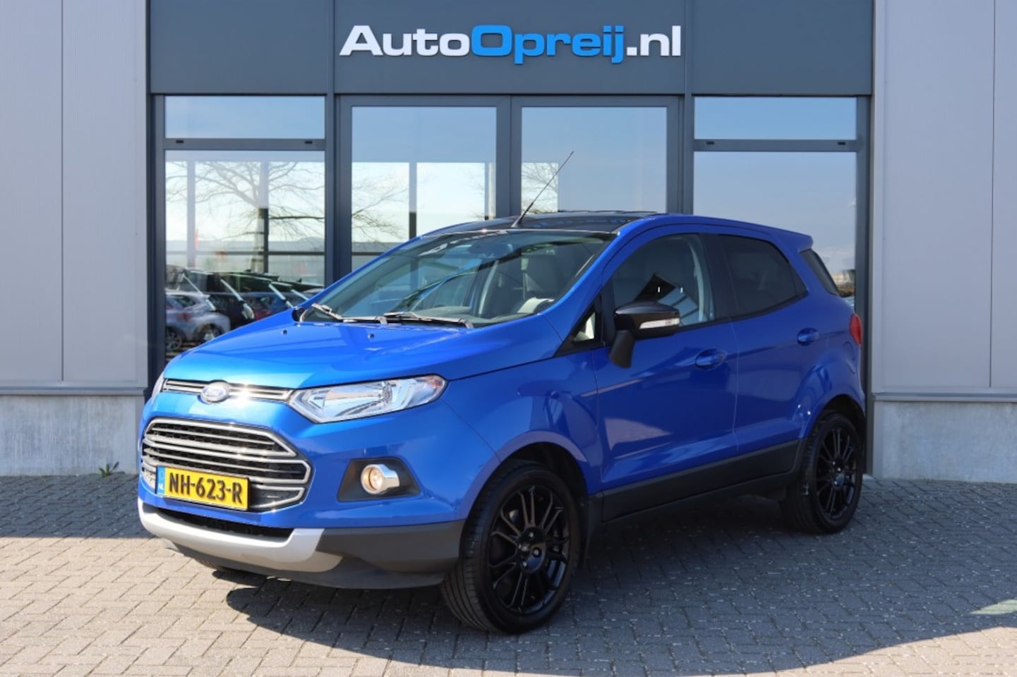 Ford EcoSport - 1.0 EcoBoost Titanium 125pk Clima, NAVI, Trekhaak afnb, Winterpakket, Cruise - AutoWereld.nl