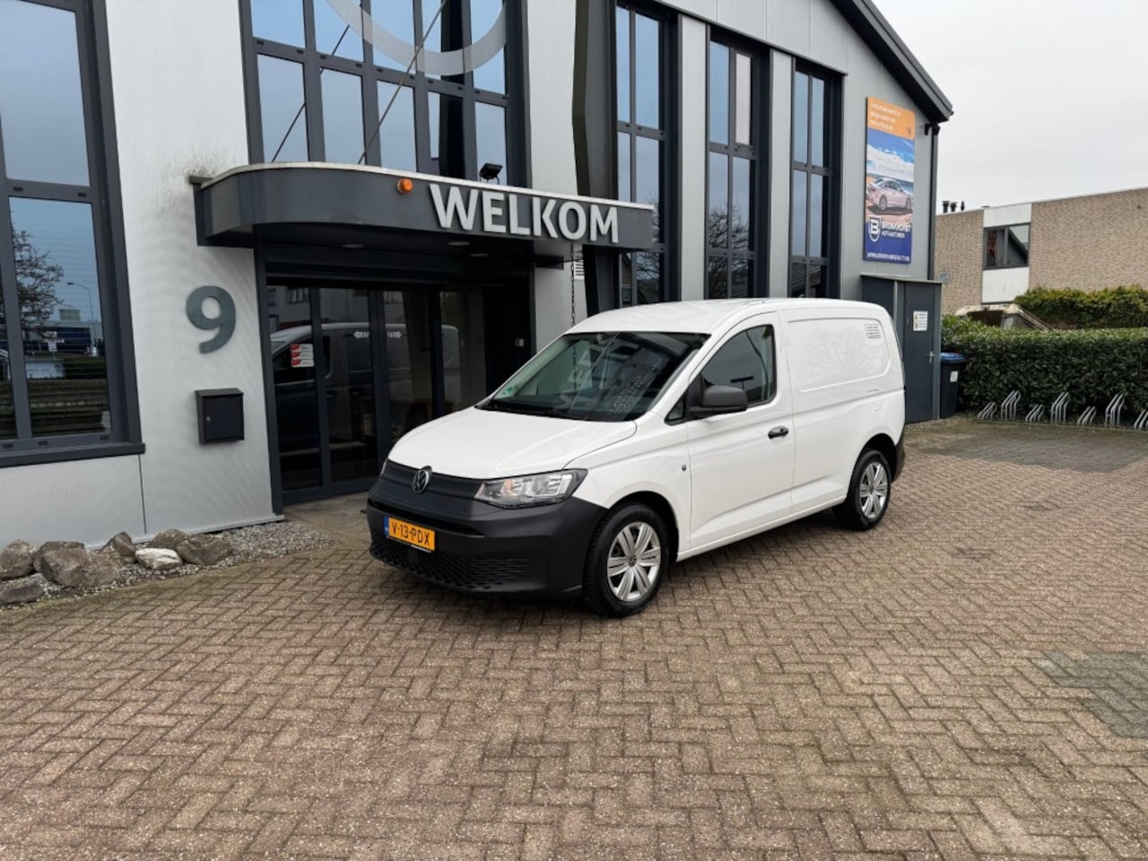 Volkswagen Caddy - 2.0 TDI 102PK Airco, Navi, Cruisecntrl, Schuifdeur, Licht- en zichtpakket - AutoWereld.nl