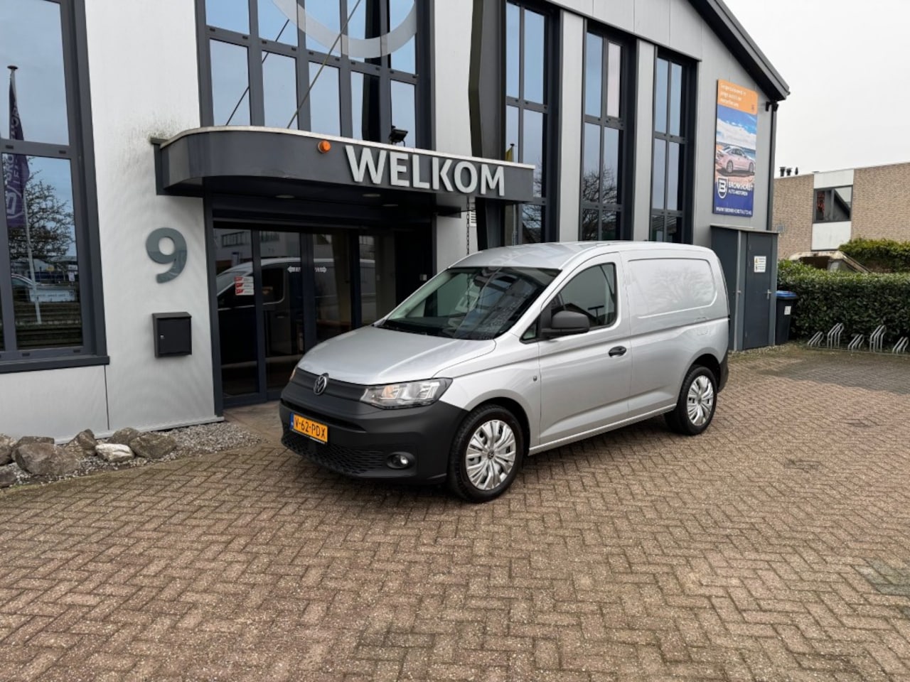 Volkswagen Caddy - 2.0 TDI Airco, Navi, PDC, Schuifdeur, Licht- en zichtpakket - AutoWereld.nl