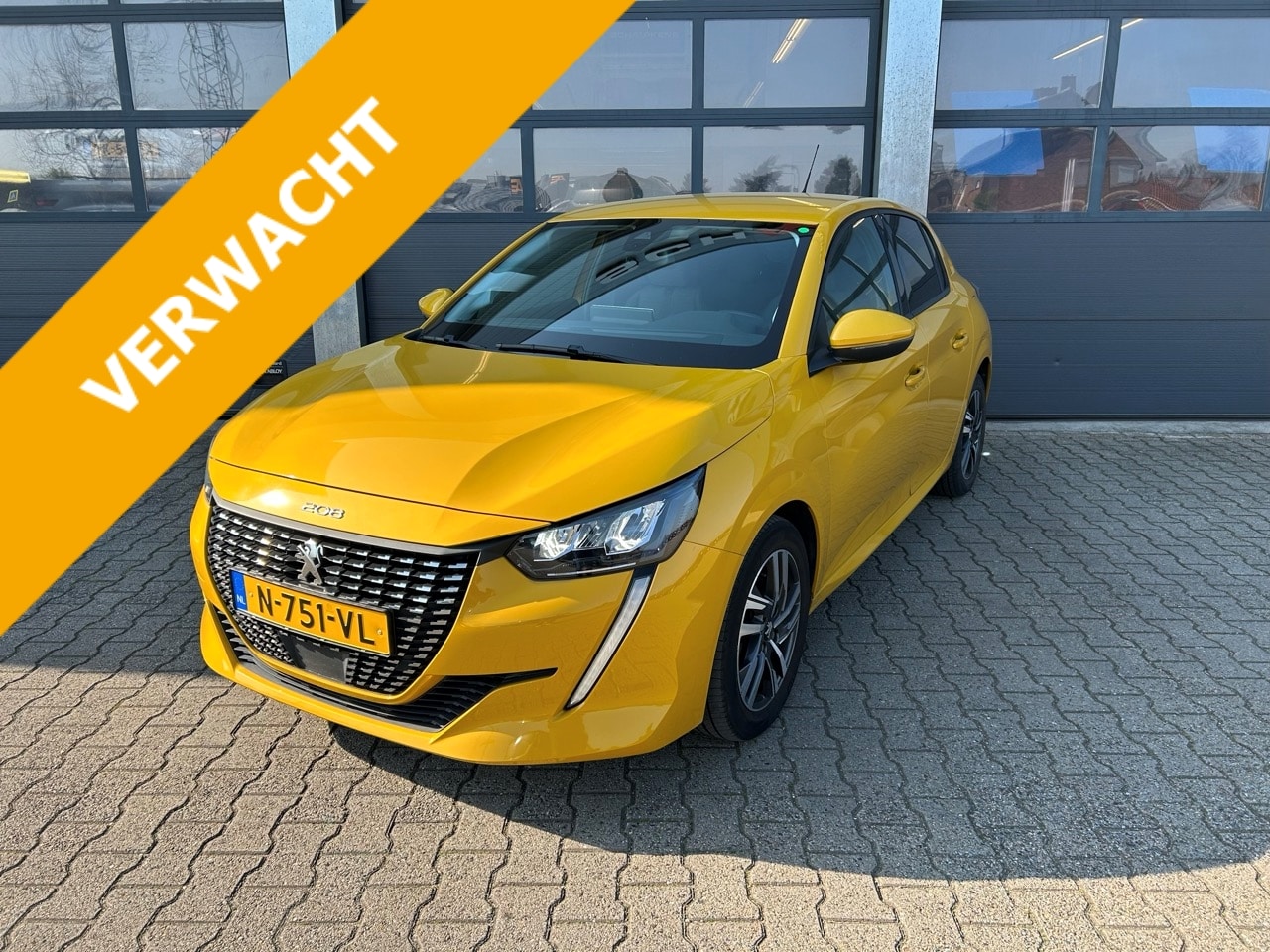 Peugeot 208 - 1.2 PureTech 100pk EAT8 Allure - AutoWereld.nl