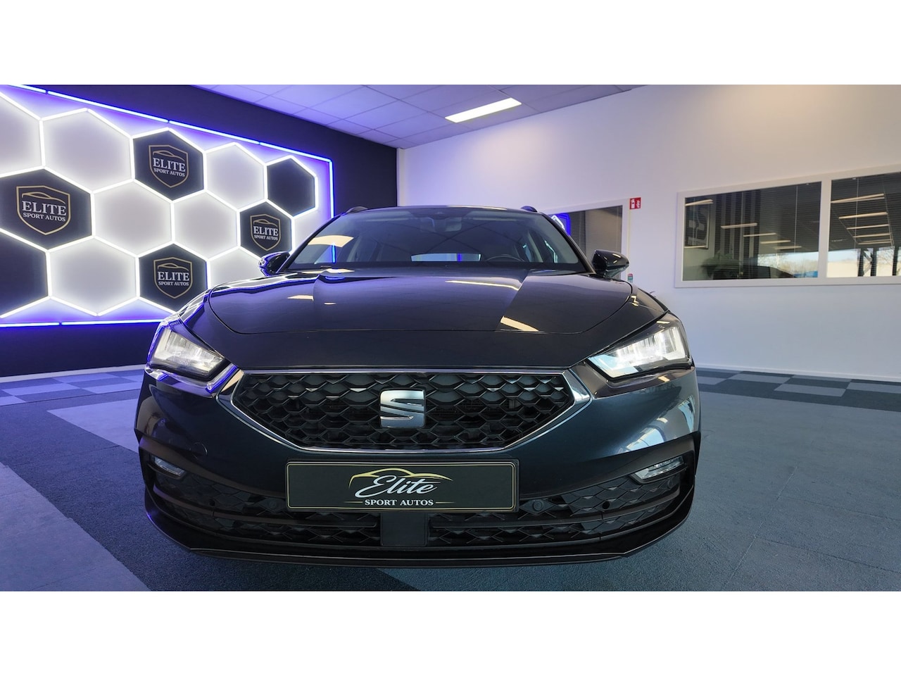 SEAT Leon Sportstourer - 1.0 TSI Style Business Intense 1.0 TSI Style Business Intense - AutoWereld.nl