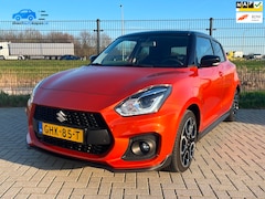 Suzuki Swift - 1.4 Sport Smart Hybrid | Camera | KeyLess | CarPlay | 8000KM |