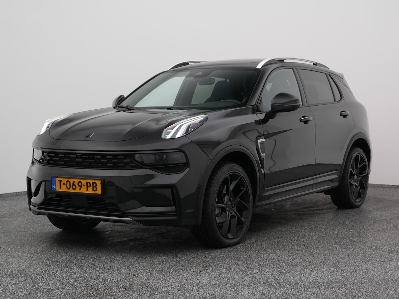 Lynk & Co 01 - 1.5 Plug-in Hybrid | 360° | BLACK | ZWARTE HEMEL | NLD AUTO - AutoWereld.nl