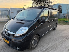 Opel Vivaro - 2.5 CDTI L2H1 Versnellingsbak maakt geluid ( Gearbox not good |)