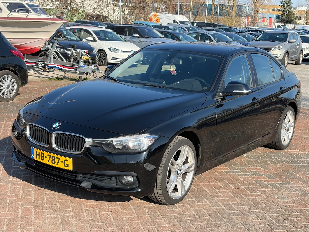 BMW 3-serie - 316d Corporate Lease Essential Airco! Automaat! 2015 EURO6! - AutoWereld.nl