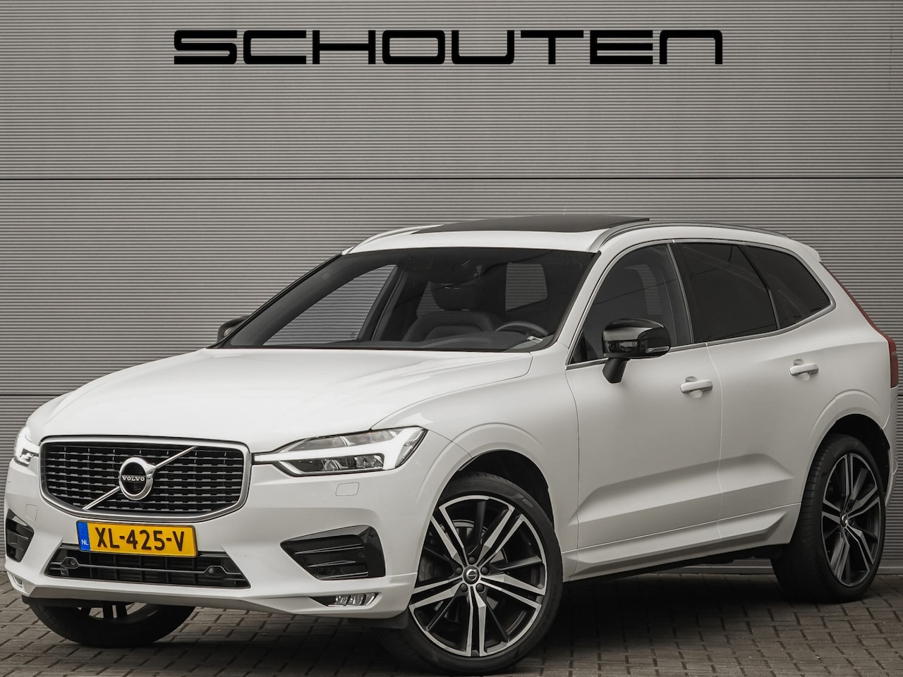 Volvo XC60 - 2.0 T5 AWD R-Design Pano Stoel & Stuurverw H/K Trekhaak 21" - AutoWereld.nl
