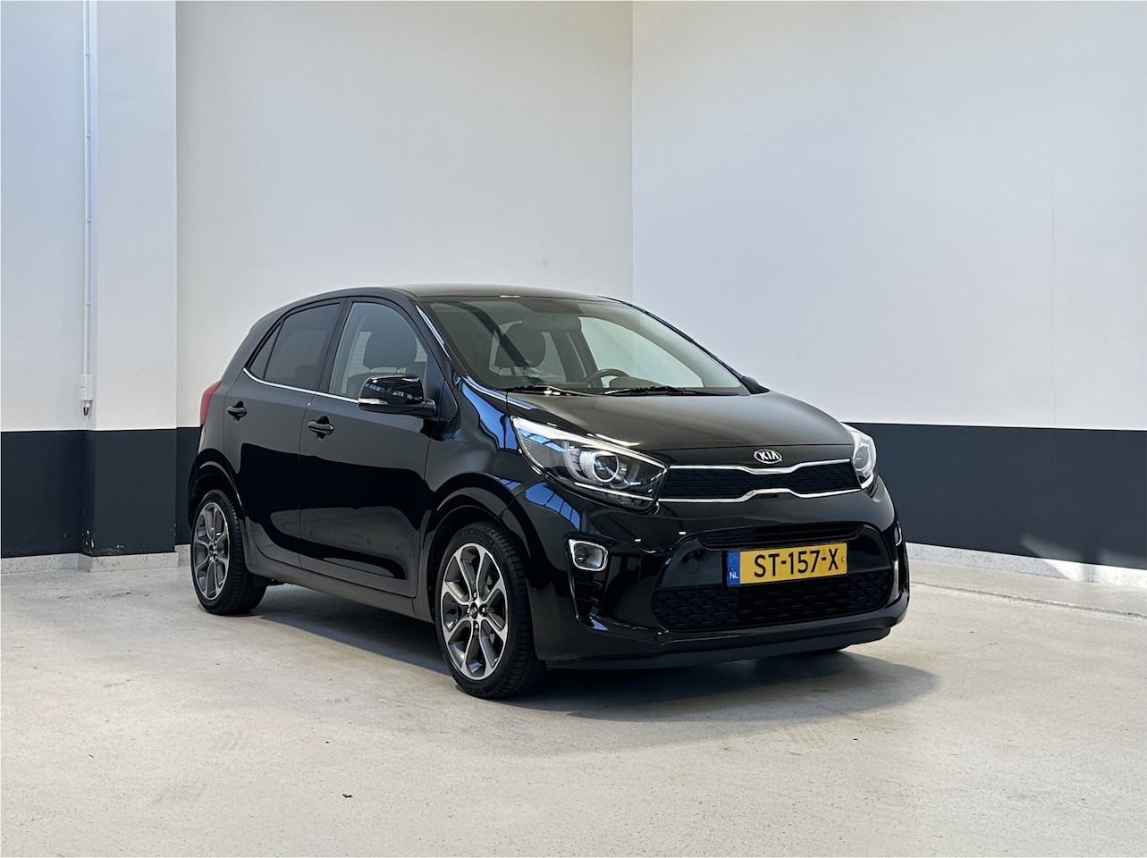 Kia Picanto - 1.0 CVVT Design Edition | NL | Lederen bekleding| Carplay/ Android Auto | Camera | - AutoWereld.nl