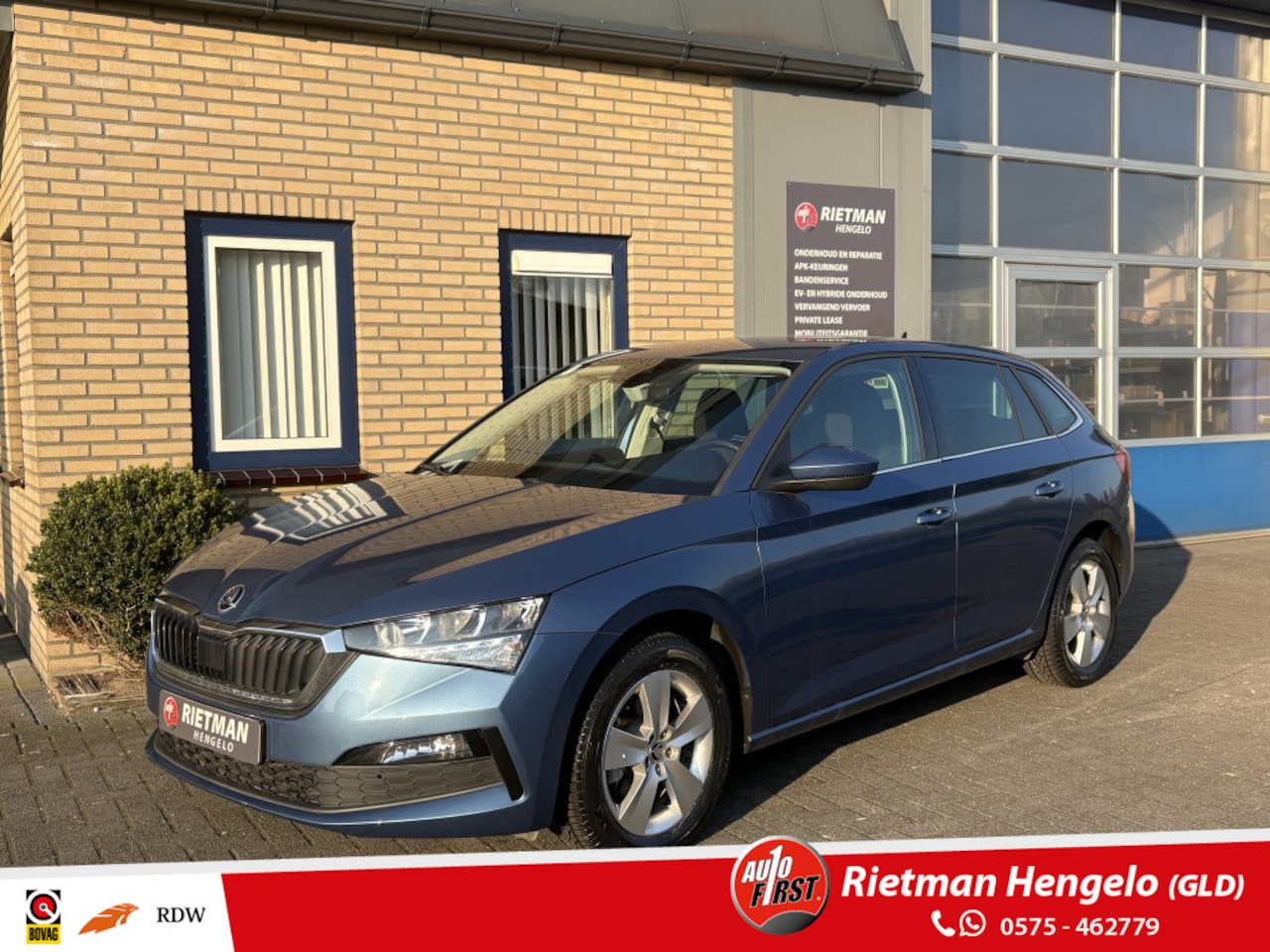 Skoda Scala - 1.0 TSI Sport Bns CARPLAY-ALL SEASON-PARK SENSOR - AutoWereld.nl