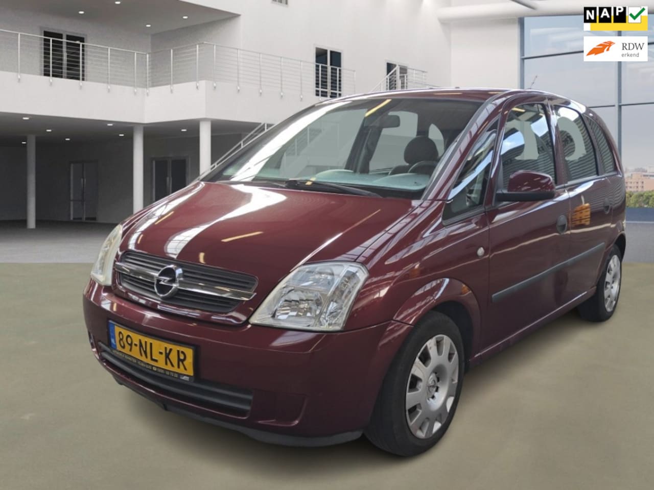 Opel Meriva - 1.6-16V Enjoy Lage kilometerstand !! nette auto - AutoWereld.nl