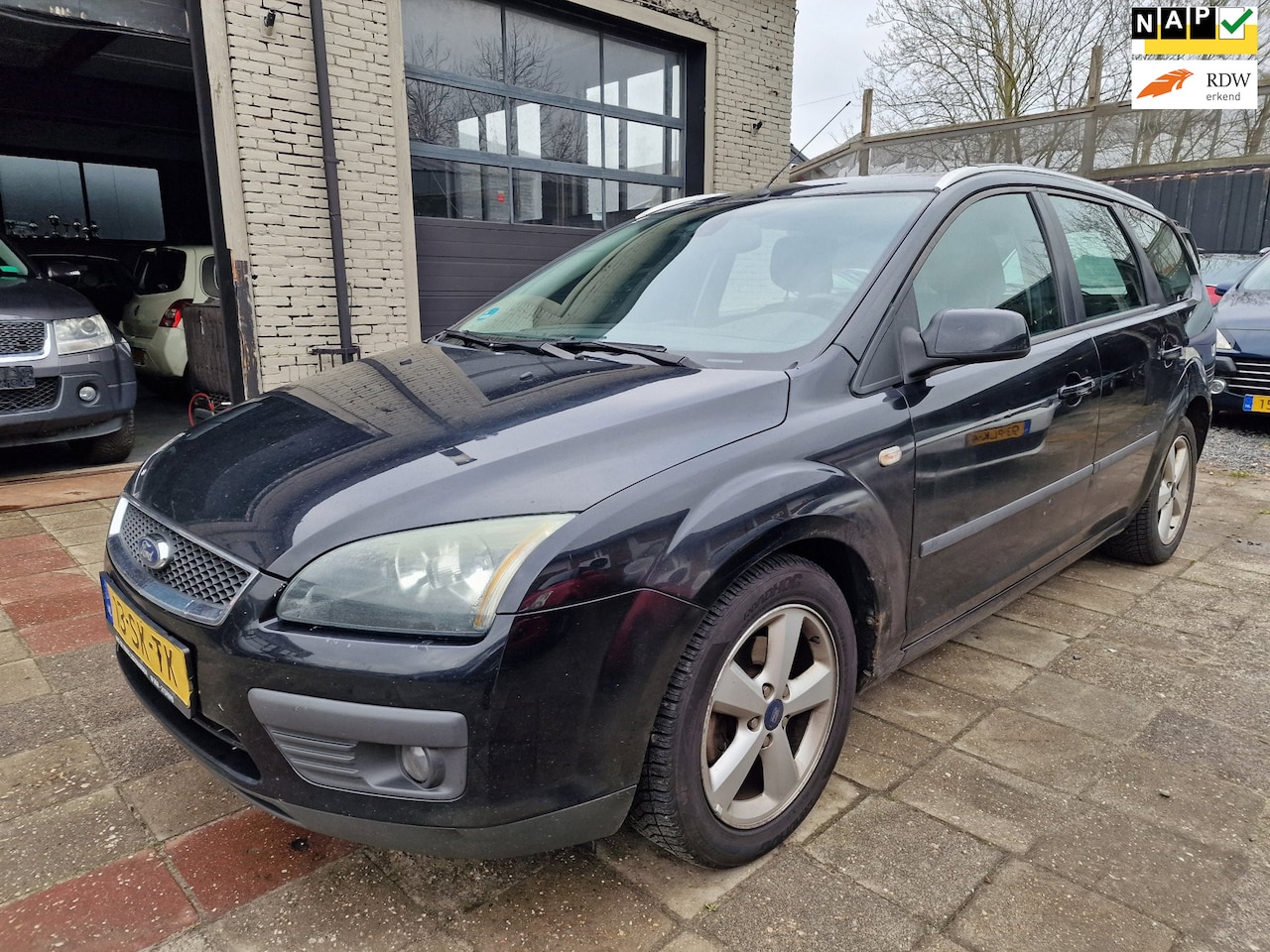 Ford Focus Wagon - 1.6-16V Futura/Apk 1-7-2026 - AutoWereld.nl