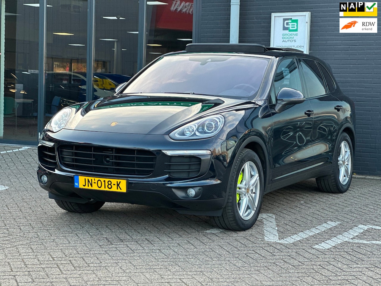 Porsche Cayenne - 3.0 S E-Hybrid/2E EIG/PANO-DAK/LEDER/NL-AUTO NAP!! - AutoWereld.nl