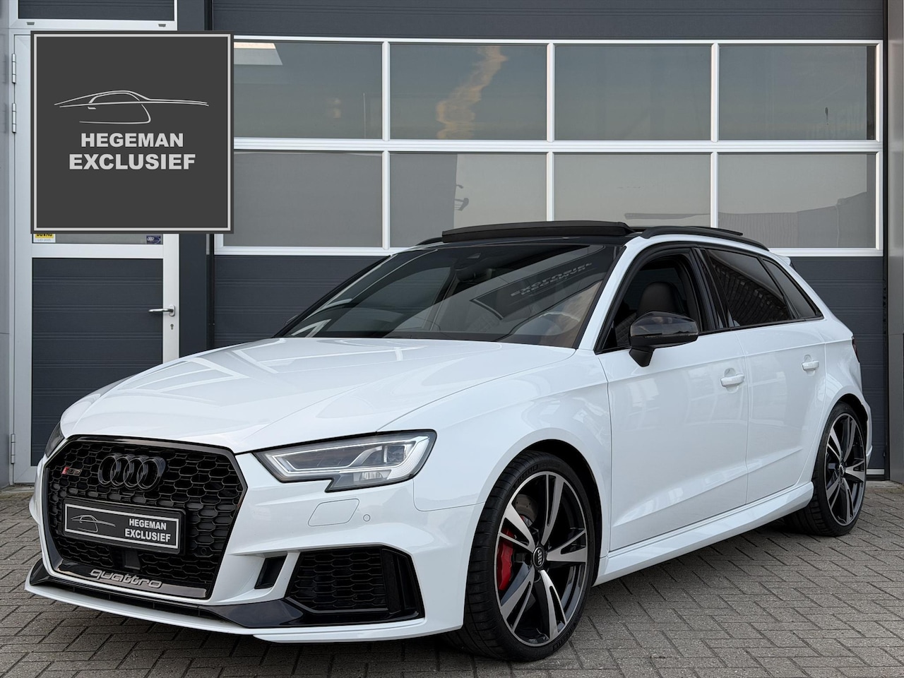 Audi RS3 - Sportback 2.5 TFSI QUATTRO DAZA | Schuif-kanteldak | Virtual | Camera | ACC | MAGNETIC RID - AutoWereld.nl