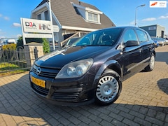 Opel Astra - 1.4 Essentia